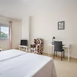 Home2book Peaceful Getaway In Апартаменты *